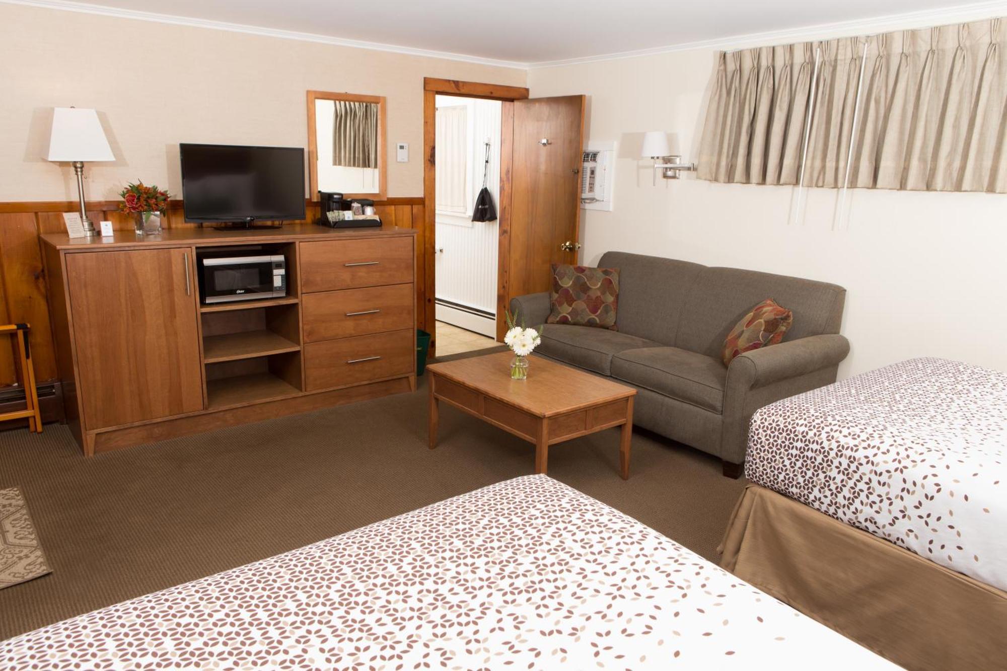 Knotty Pine Motel Беннингтон Экстерьер фото