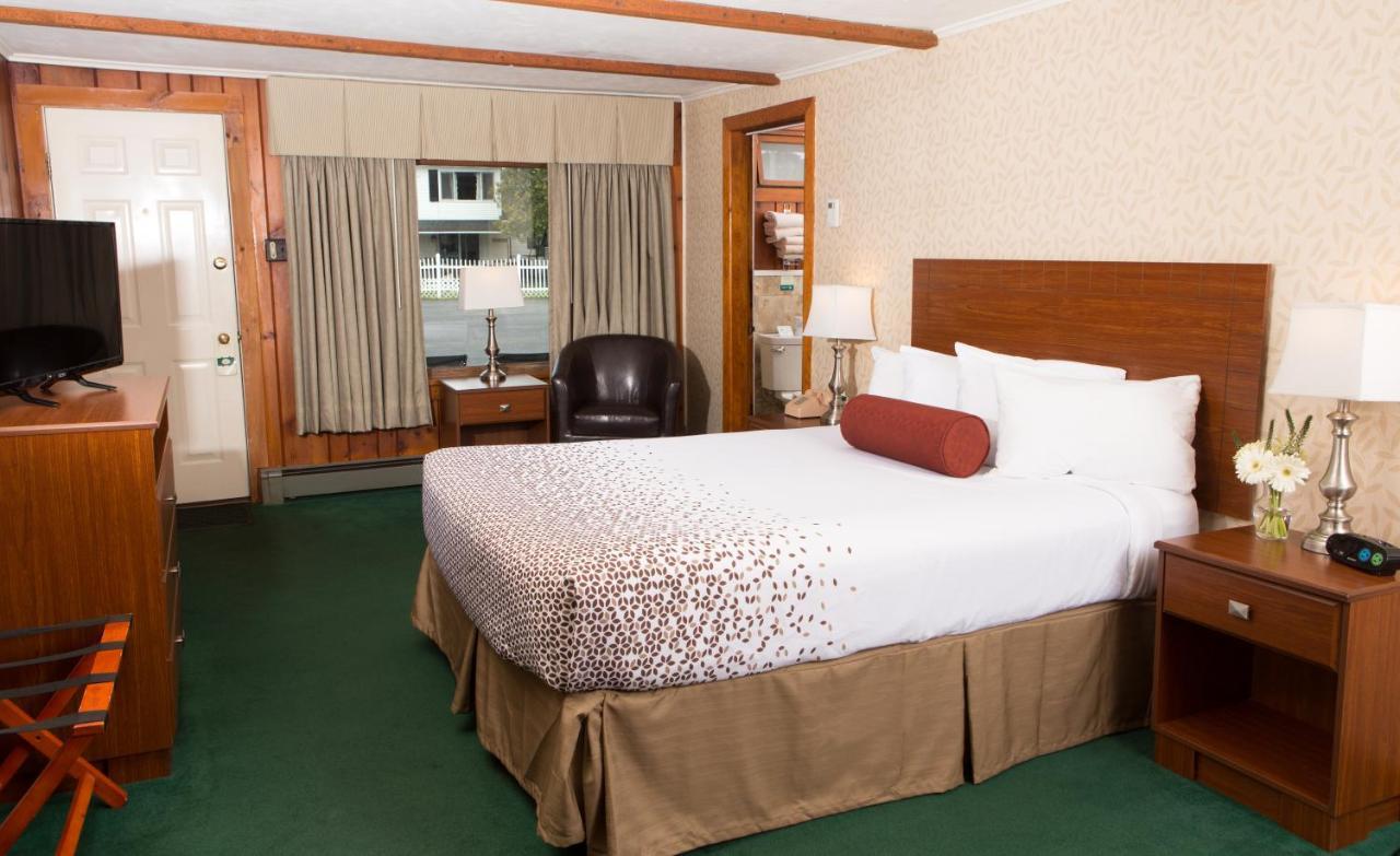 Knotty Pine Motel Беннингтон Экстерьер фото
